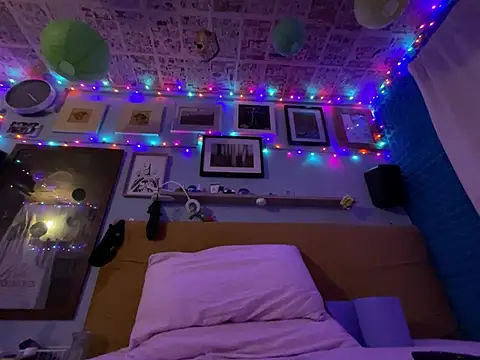 MyCockWantsYourWetVagina online show from 25, 3, 2026