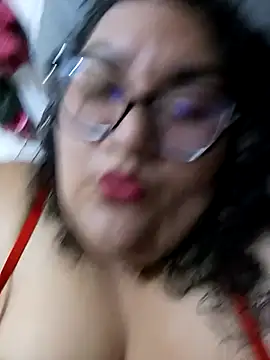 Snapshot of kiroshy chatting on 8, 4, 2026 kiroshy online show from 8, 4, 2026