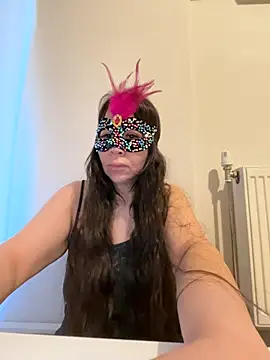 lilyums online show from 3, 6, 2026