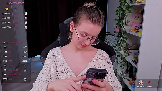 aviaveavii online show from 29, 5, 2026