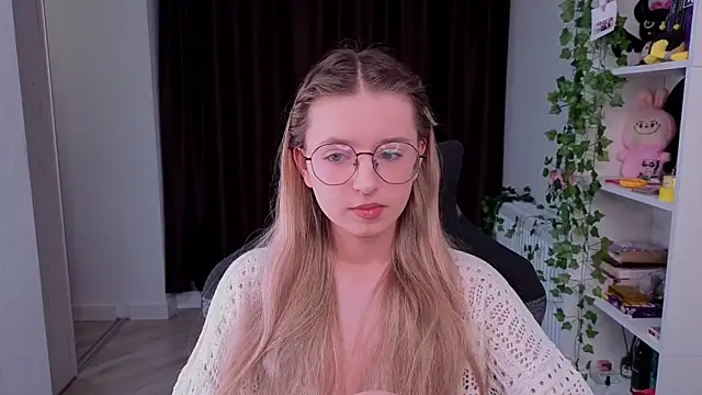 aviaveavii online show from 8, 5, 2026