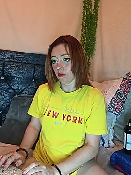 Amber prada online show from 25, 6, 2026