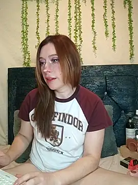 Amber prada online show from 15, 4, 2026