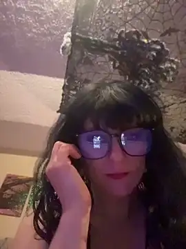 mango-kitty online show from 24, 4, 2026