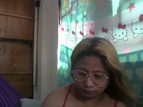 Snapshot of PinayChristine chatting on 23, 5, 2026 PinayChristine online show from 23, 5, 2026