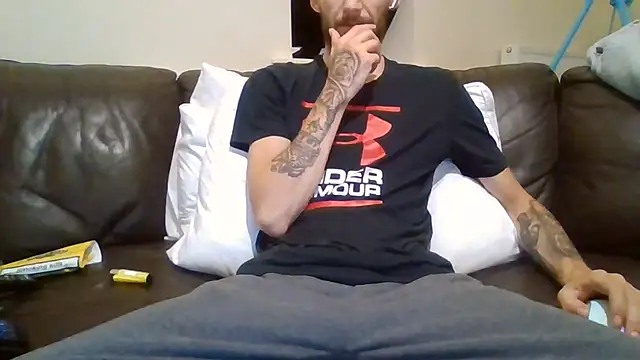 feetlovrr94 online show from 7, 6, 2026