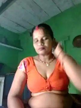 Snapshot of Shivani09900 chatting on 12, 6, 2026 Shivani09900 online show from 12, 6, 2026