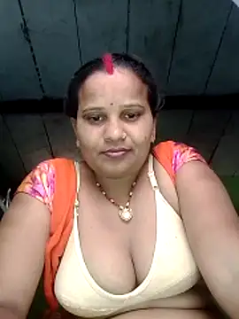 Snapshot of Shivani09900 chatting on 21, 6, 2026 Shivani09900 online show from 21, 6, 2026