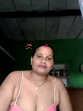 Snapshot of Shivani09900 chatting on 2, 7, 2026 Shivani09900 online show from 2, 7, 2026