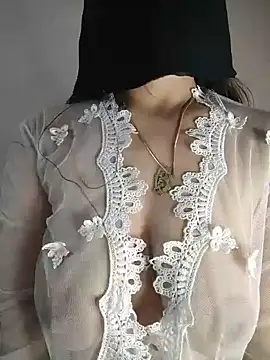 Yasmin Oh online show from 15, 6, 2026