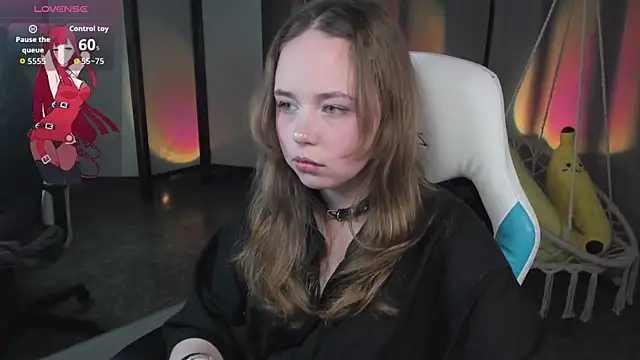 LeonaHicks online show from 19, 4, 2026