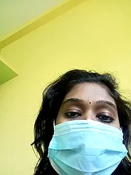 bannerjeesneha20 online show from 2, 4, 2026