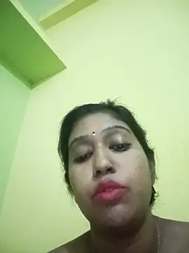 bannerjeesneha20 online show from 14, 5, 2026