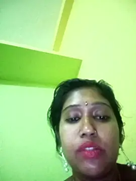 bannerjeesneha20 online show from 8, 5, 2026