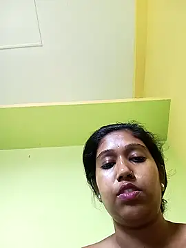 bannerjeesneha20 online show from 23, 4, 2026