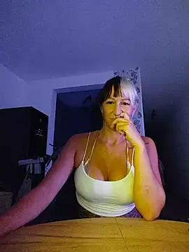 kendra peach online show from 25, 7, 2026