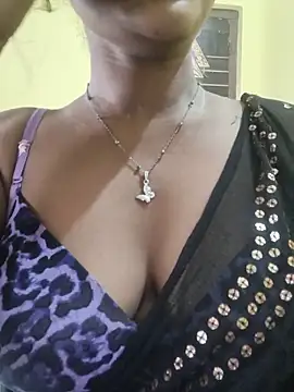 Snapshot of Rubina_Love chatting on 10, 6, 2026 Rubina Love online show from 10, 6, 2026
