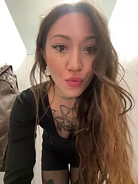 SaintSquirt online show from 28, 5, 2026