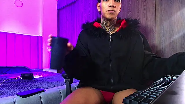 im Usuga online show from 2, 5, 2026