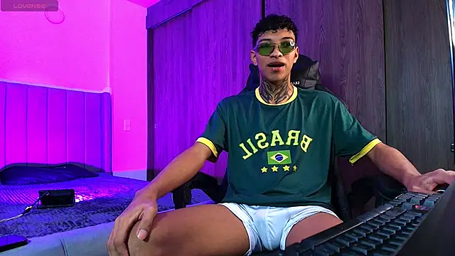 im Usuga online show from 22, 4, 2026