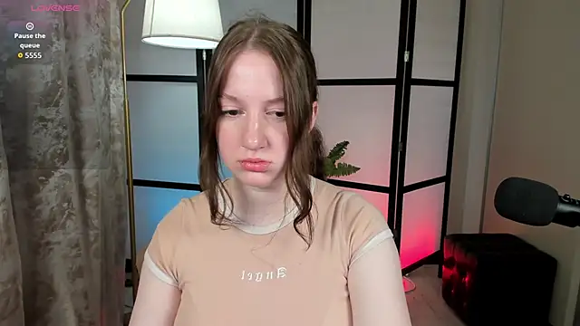 Elisabeth Binder online show from 5, 5, 2026