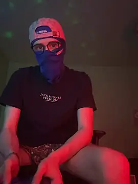 le-couple-en-chaleur  online show from 24, 3, 2026