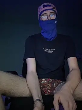 le-couple-en-chaleur  online show from 23, 3, 2026