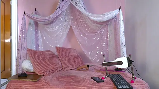 selene moretti online show from 7, 5, 2026