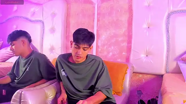 TylerCruz   online show from 30, 3, 2026