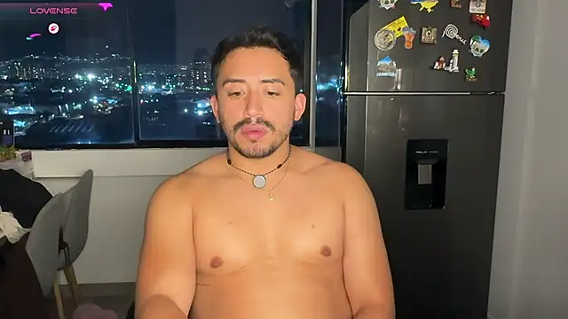 Diego Latinguy online show from 31, 3, 2026