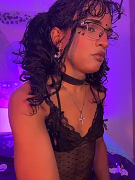 LunuxSiren online show from 4, 4, 2026