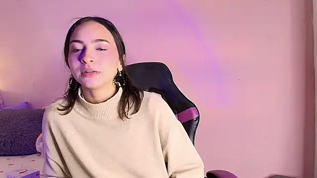 Daphne Rosse online show from 9, 6, 2026