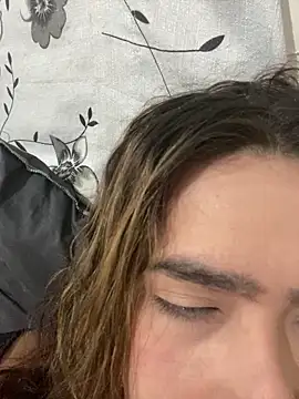 isadora437 online show from 24, 3, 2026