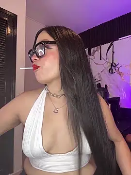 Darkrisnah online show from 1, 6, 2026
