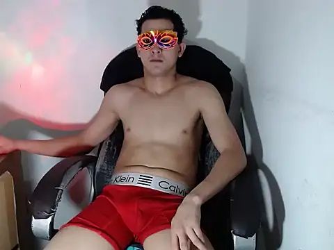 SexyboyHot2000 online show from 14, 5, 2026