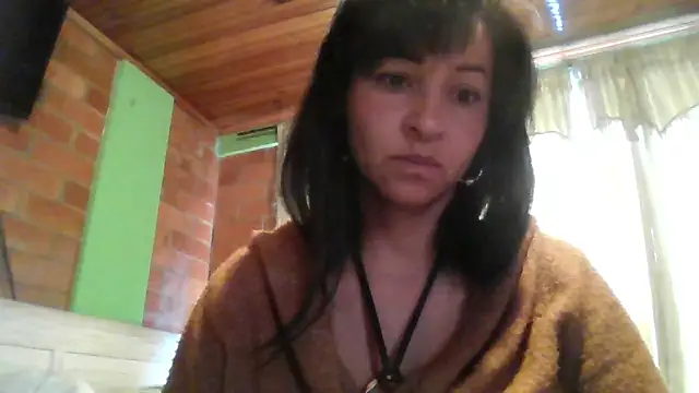 SusanCortez  online show from 18, 4, 2026