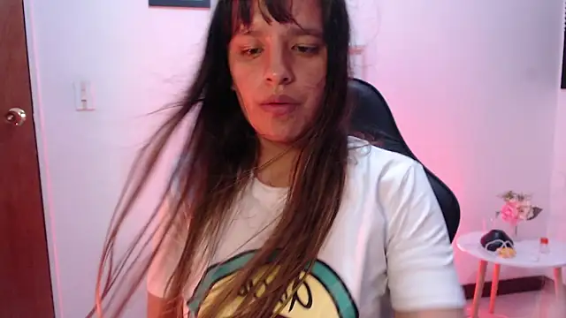 Ivvy Bloom online show from 15, 5, 2026