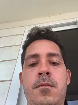 Gabriel leon33 online show from 25, 4, 2026