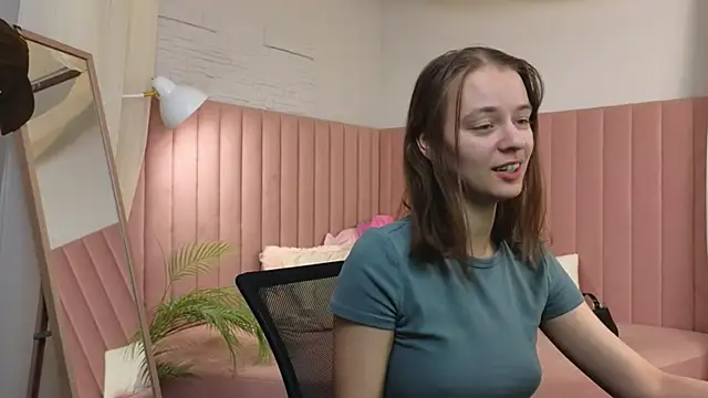 emma chaser online show from 4, 5, 2026