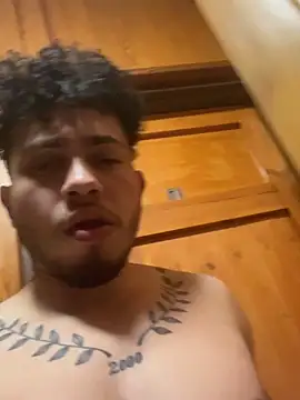 Darwinhot13 online show from 25, 3, 2026