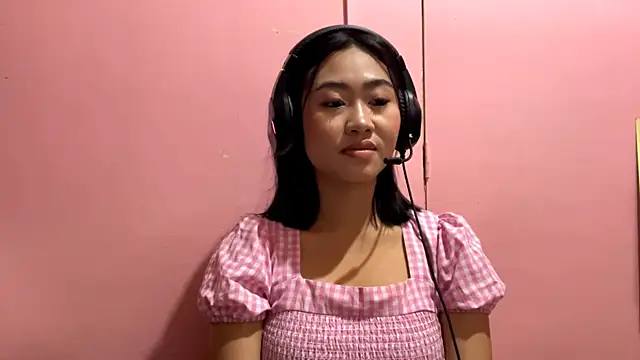 IndiraBrieger online show from 26, 3, 2026