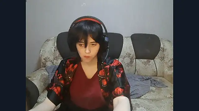 ShaynaLinley online show from 23, 4, 2026