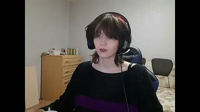 Snapshot of ShaynaLinley chatting on 15, 6, 2026 ShaynaLinley online show from 15, 6, 2026