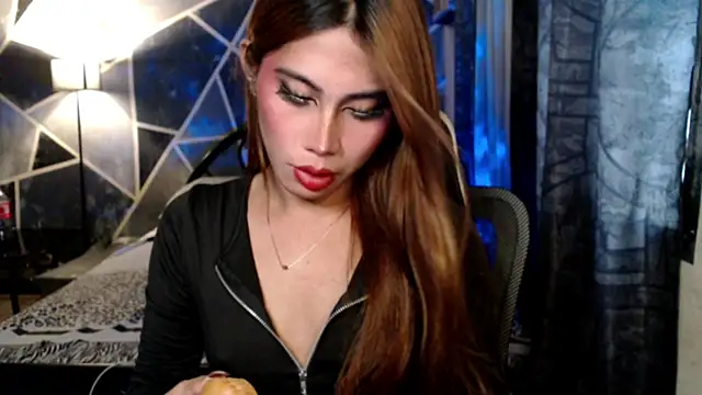 demeterfoxx online show from 12, 4, 2026
