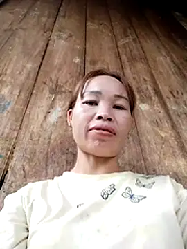 Snapshot of Ely-cute2k chatting on 11, 5, 2026 Ely-cute2k online show from 11, 5, 2026
