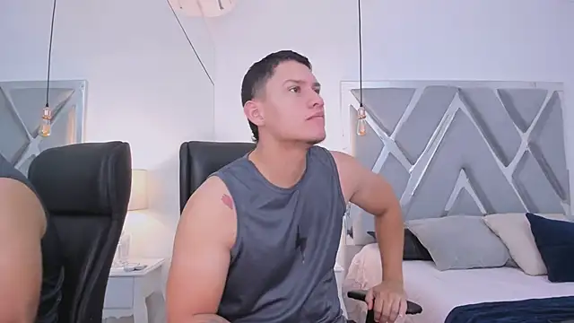 Chriss Diamond online show from 15, 4, 2026
