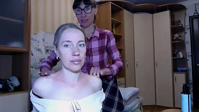 Snapshot of LadyL2026 chatting on 28, 3, 2026 LadyL2026 online show from 28, 3, 2026