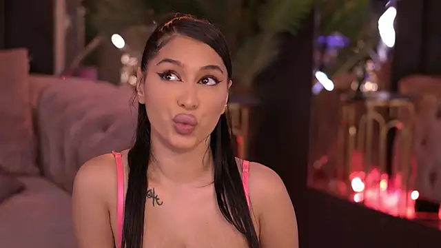 CherrieTeen online show from 20, 4, 2026