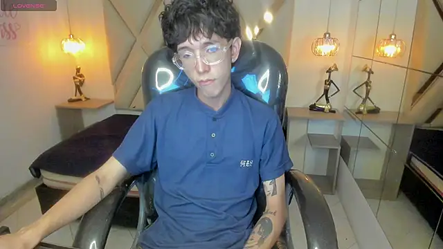 Snapshot of Dewon20_ chatting on 8, 4, 2026 Dewon20 online show from 8, 4, 2026