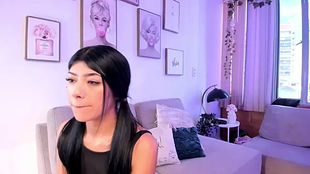 emilydolly  online show from 23, 5, 2026
